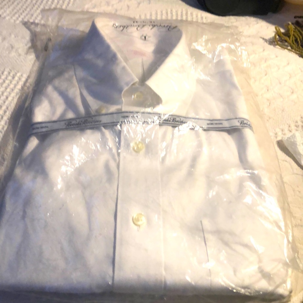 Brooks Brothers white large New